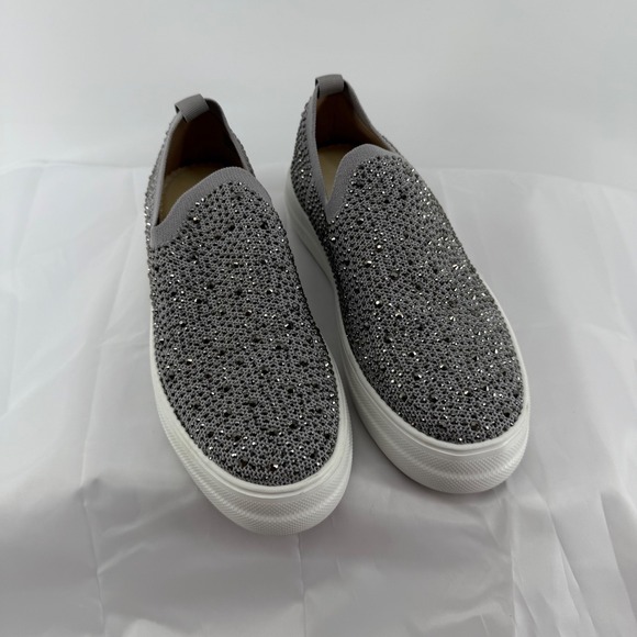 Hey Girl Gray Rhinestone Slip On Sneakers Gray Casual Comfort Shoes Size 8 US - Picture 1 of 7